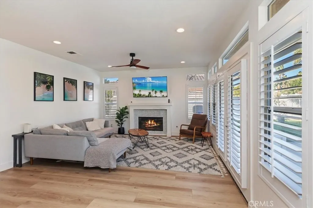 https://cdn.realtyfeed.com/cdn/127/306658488/8c96a0c565ce3406342a8b2f5133b714.webp