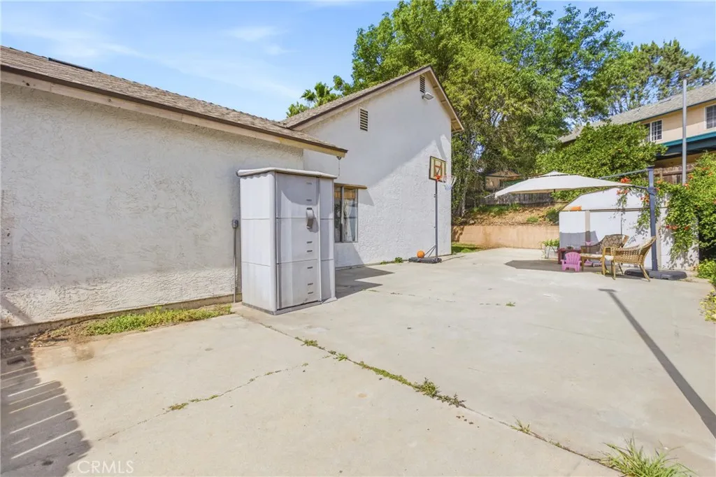 https://cdn.realtyfeed.com/cdn/127/306658492/8dde0c322b6aa315ff351cef57654ec9.webp