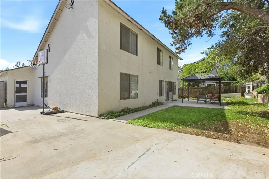 https://cdn.realtyfeed.com/cdn/127/306658492/a043d13730e44c4e100cd8faf0cd4fdf.webp