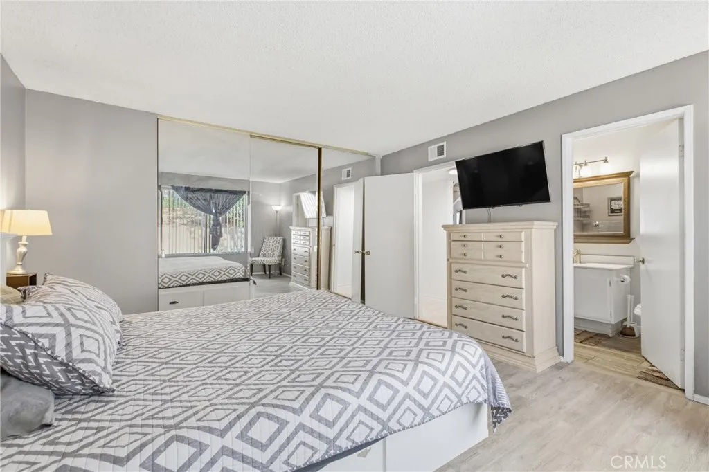 https://cdn.realtyfeed.com/cdn/127/306658492/cd24f47d5f5df5d0b90912388c28c40d.webp