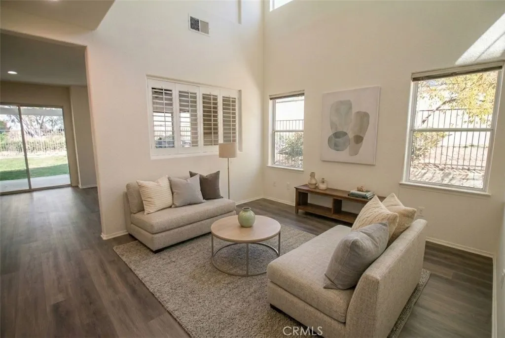 25713 Wordsworth, Stevenson Ranch, CA 91381 - Photo 3 of 25, Stevenson Ranch, CA