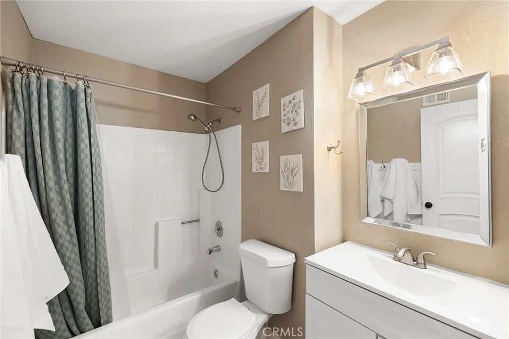 https://cdn.realtyfeed.com/cdn/127/306658512/1f55aac2ee969a287edfbd9f6c60617c.webp
