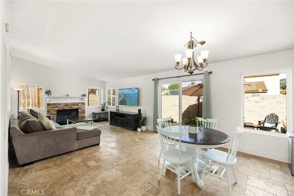 https://cdn.realtyfeed.com/cdn/127/306658512/b8c54999c58c70ca956740a5119cccc1.webp