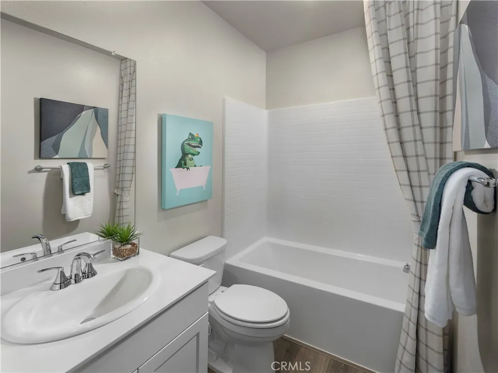 https://cdn.realtyfeed.com/cdn/127/306658581/da24f91d33fcd8362e7a7bfce9c3a507.webp