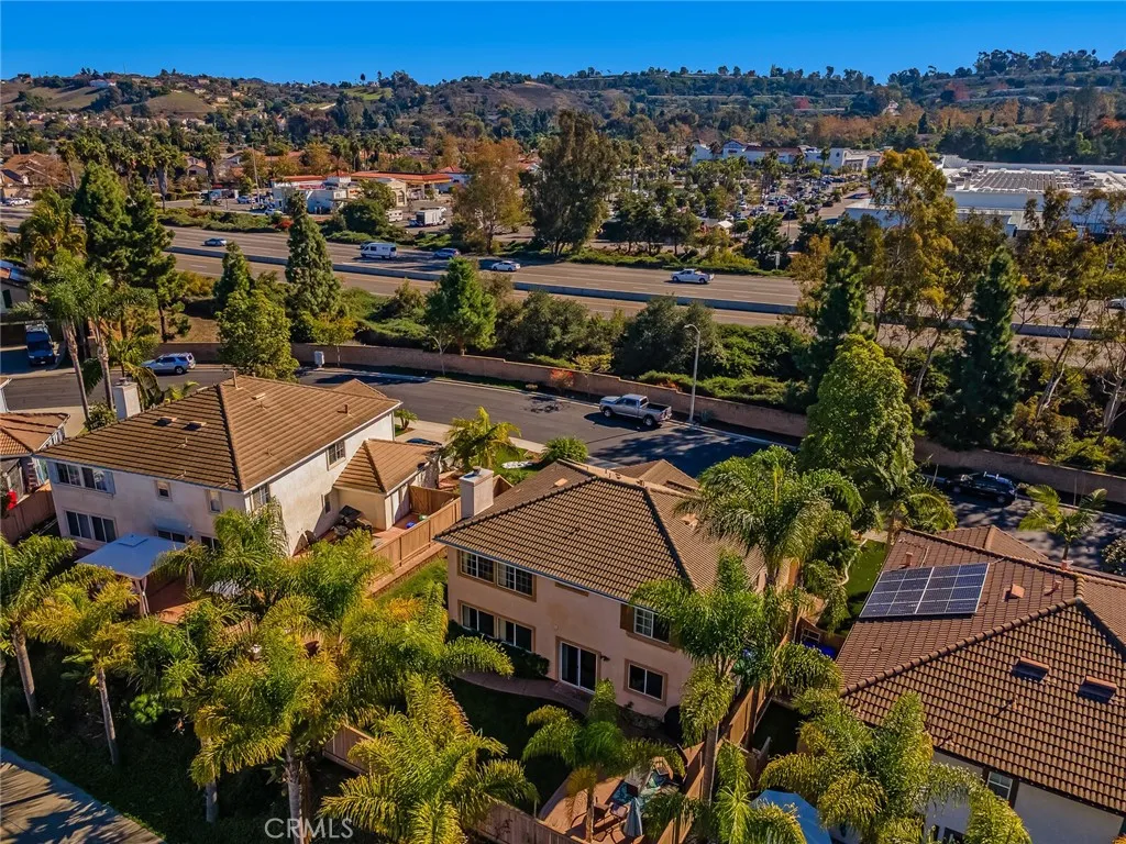 https://cdn.realtyfeed.com/cdn/127/306658589/21673c66d97edd1e64a99c896ea12f10.webp