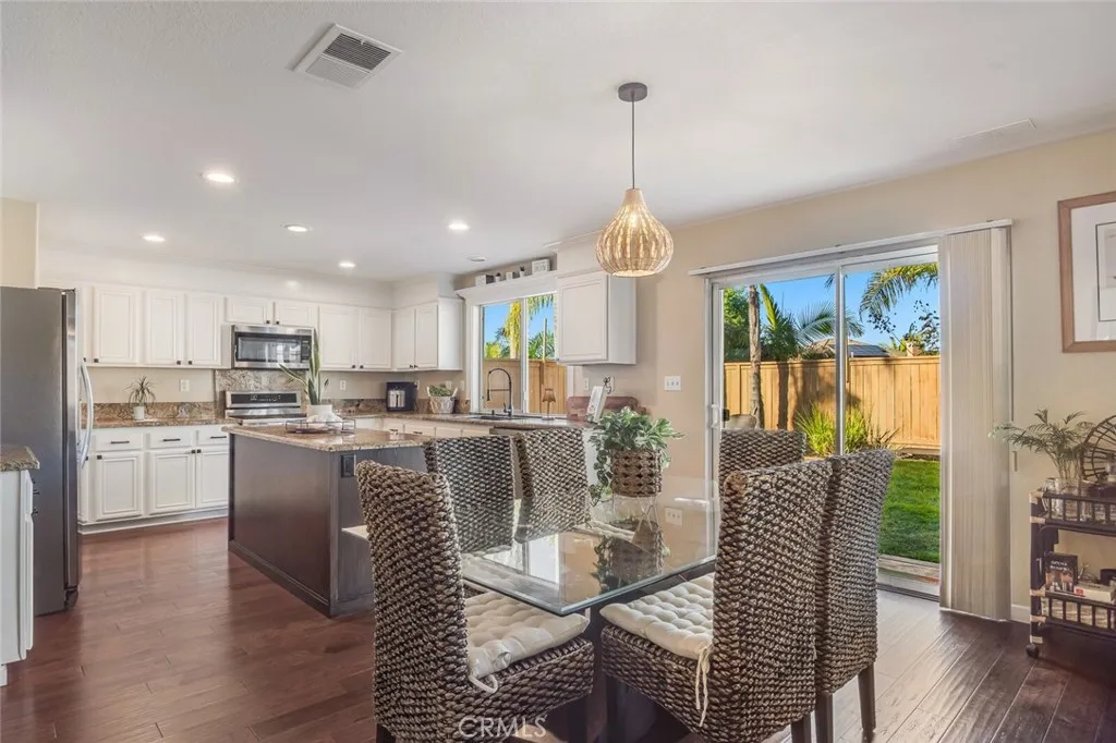 https://cdn.realtyfeed.com/cdn/127/306658589/271f88789258d6418025aa2b484521bd.webp