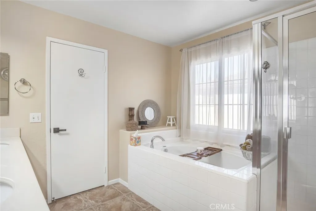 https://cdn.realtyfeed.com/cdn/127/306658589/4ae0eaa7e5aadc20055d90af8167e1c6.webp