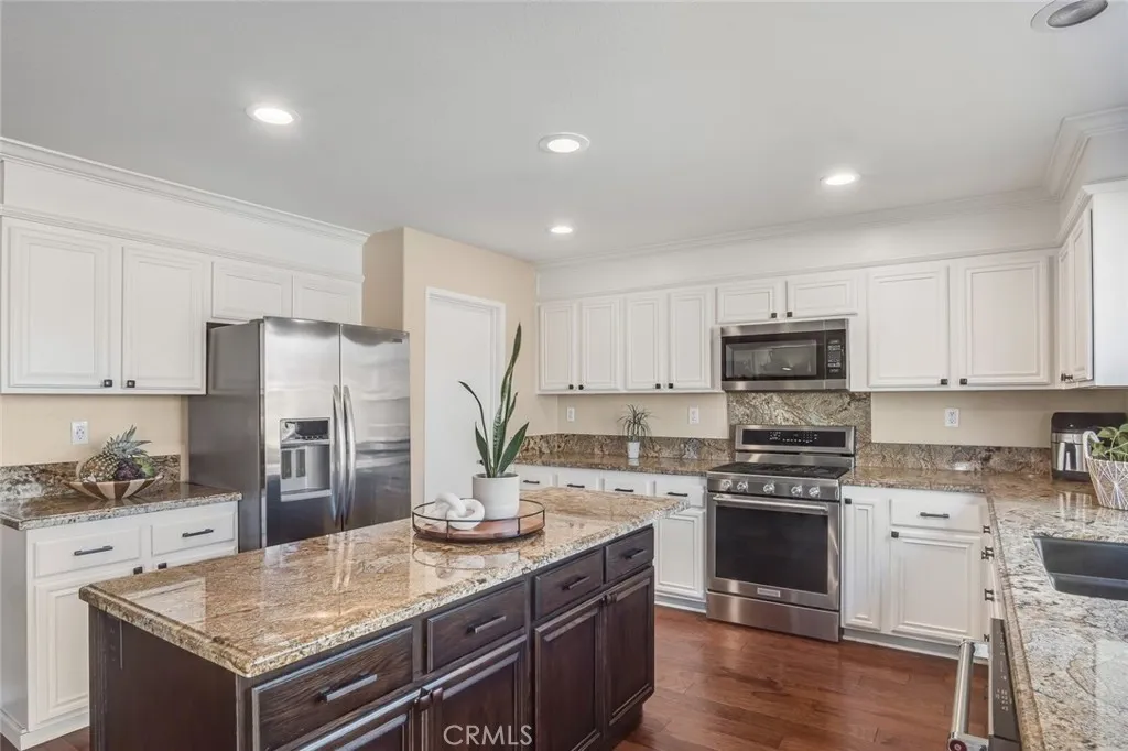 https://cdn.realtyfeed.com/cdn/127/306658589/cdac239f668c0815c73f54873880acdd.webp