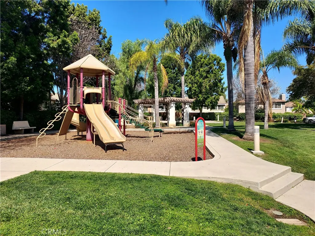 https://cdn.realtyfeed.com/cdn/127/306658589/e1f27e489f2e820ee38b709566926b54.webp