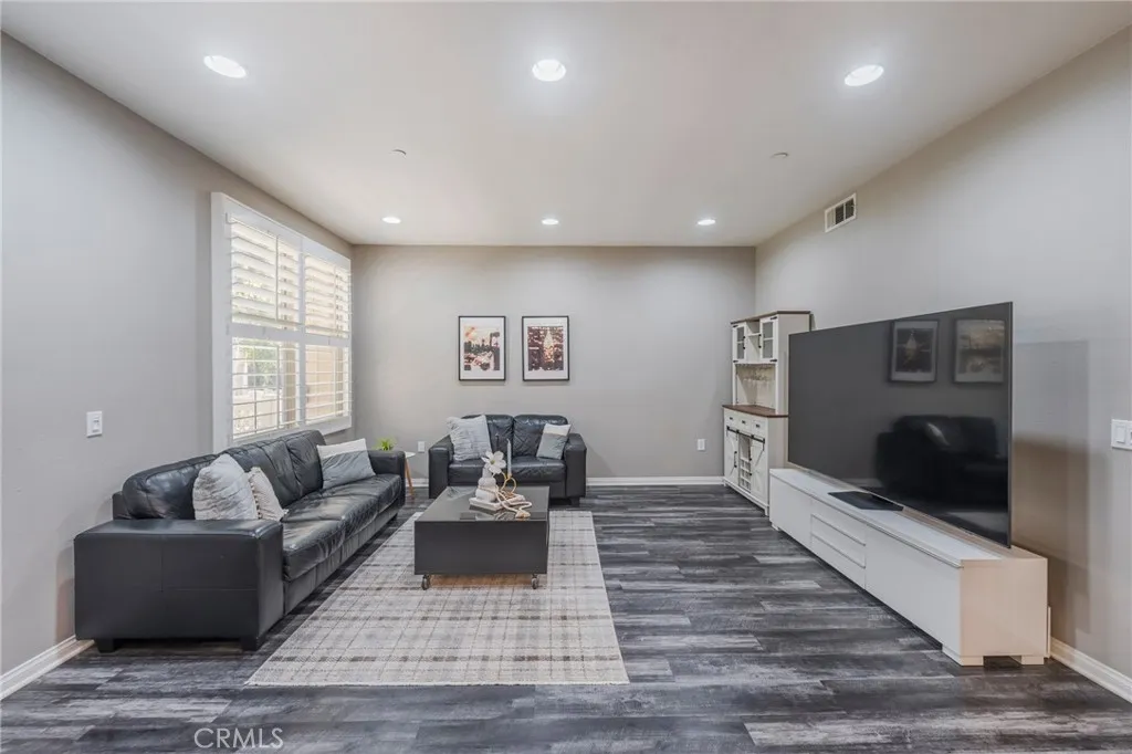 Irvine, CA 92618