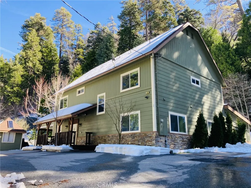 Lake Arrowhead, CA 92352
