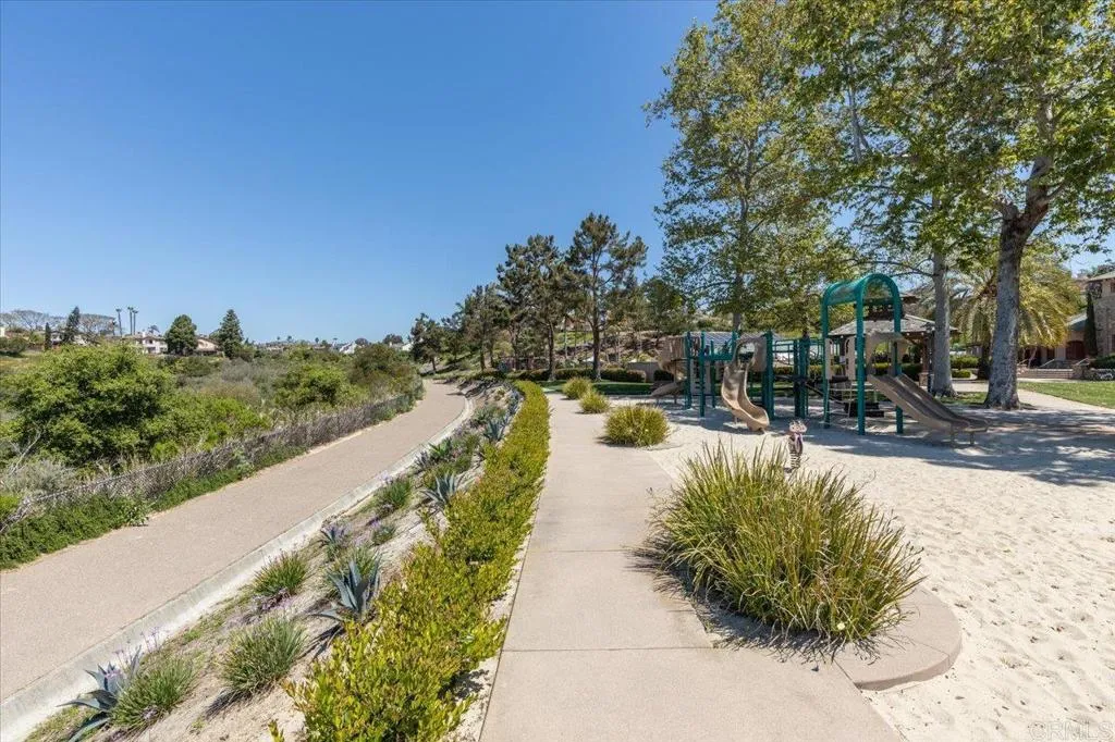 https://cdn.realtyfeed.com/cdn/127/306658862/b9eaf6a9f43c164f661ac367494eabdc.webp