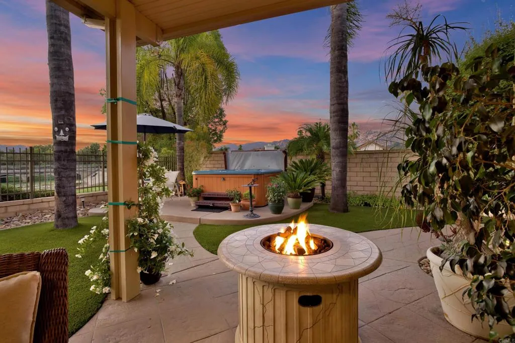 https://cdn.realtyfeed.com/cdn/127/306658867/26ca0e8aeb1c173541812c645276df36.webp