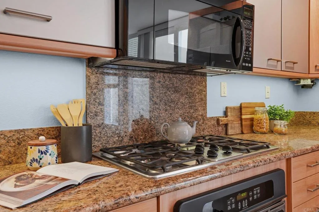 https://cdn.realtyfeed.com/cdn/127/306658869/05bf7117924c4873e3ea1bb599a80e5e.webp