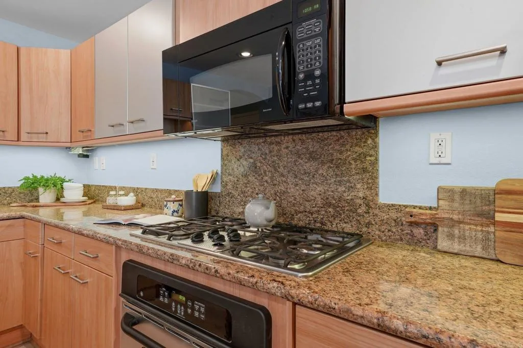 https://cdn.realtyfeed.com/cdn/127/306658869/5007e023a236902bf0746328fb7ac1f1.webp