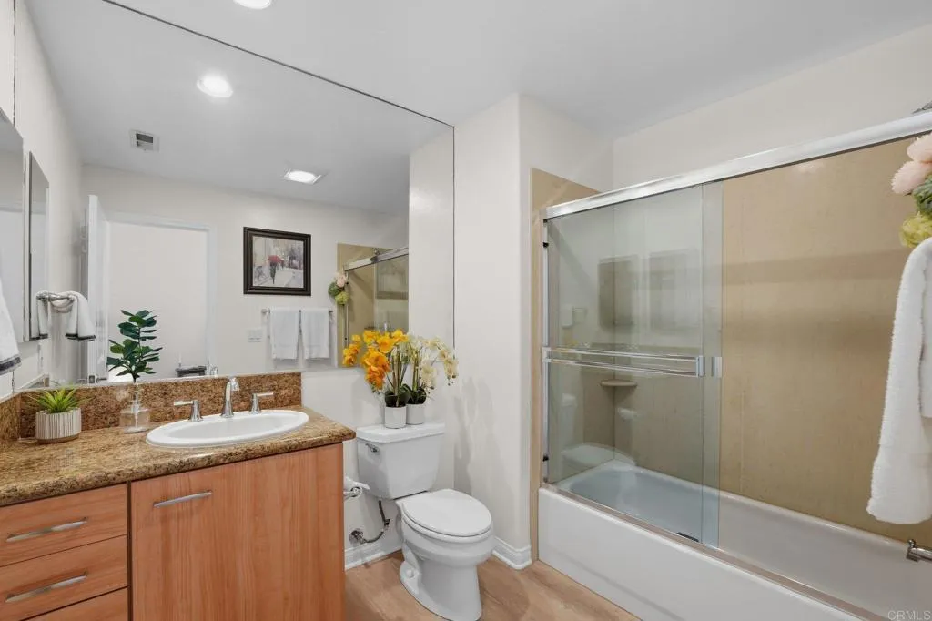 https://cdn.realtyfeed.com/cdn/127/306658869/995f2f7a01159ddb707db39d77729414.webp