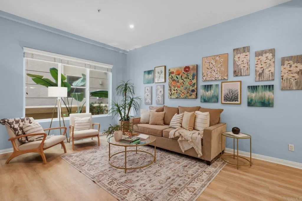 https://cdn.realtyfeed.com/cdn/127/306658869/a02d0929e8ce48e1ba7a21fea7fc59ee.webp