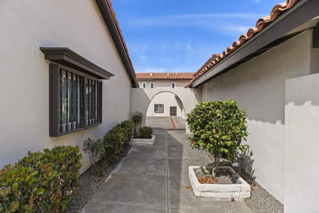 Photo #8: NDP2602116 Listing: Photo #8