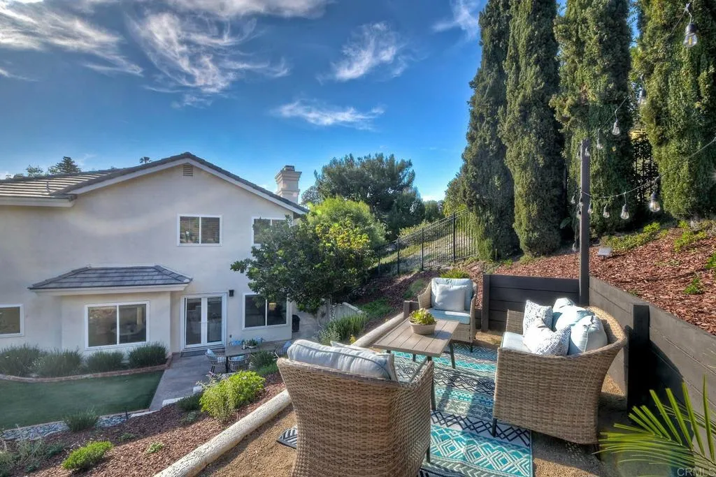 https://cdn.realtyfeed.com/cdn/127/306658872/0df71a8b644f1107f5f6a9a6fc4de001.webp