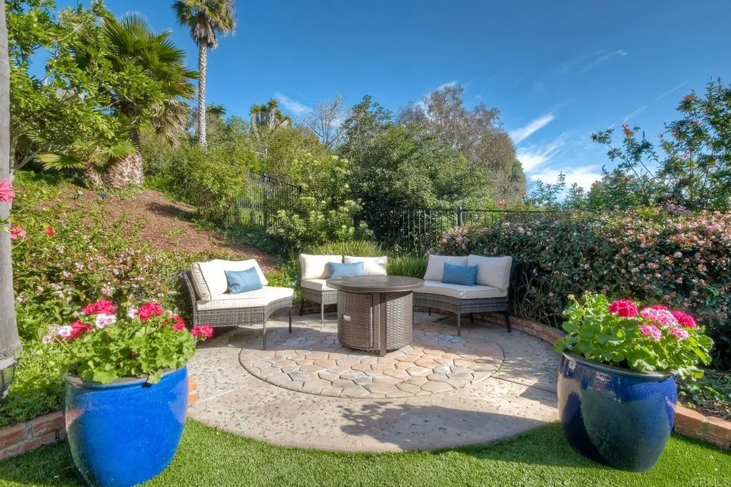 https://cdn.realtyfeed.com/cdn/127/306658872/3ac1f27d712d009b6691c5d7030317d4.webp
