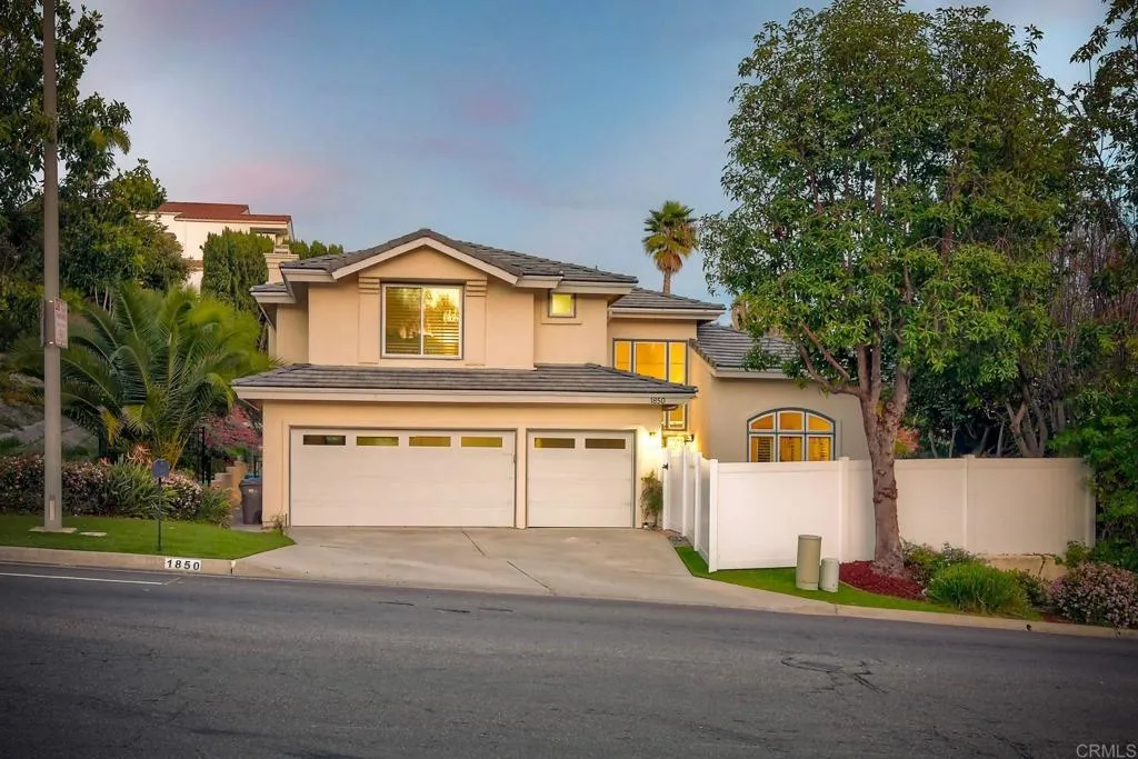 https://cdn.realtyfeed.com/cdn/127/306658872/d0027b3daa80b04192ae37221fb9e0f7.webp