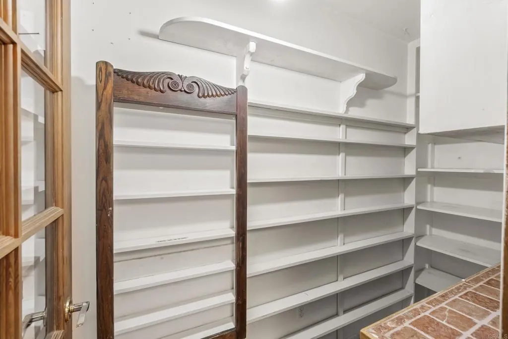 https://cdn.realtyfeed.com/cdn/127/306658875/37672ec62c23a5f8a4400e7febad333e.webp