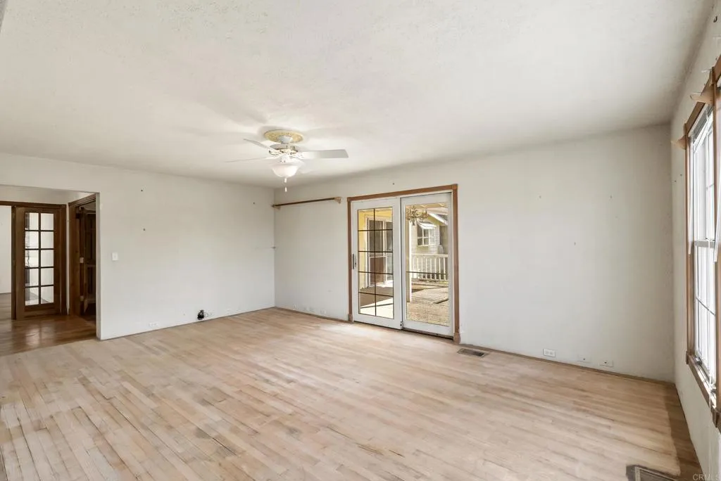 https://cdn.realtyfeed.com/cdn/127/306658875/691ffa9d46bf1d807c2171236d192c6e.webp