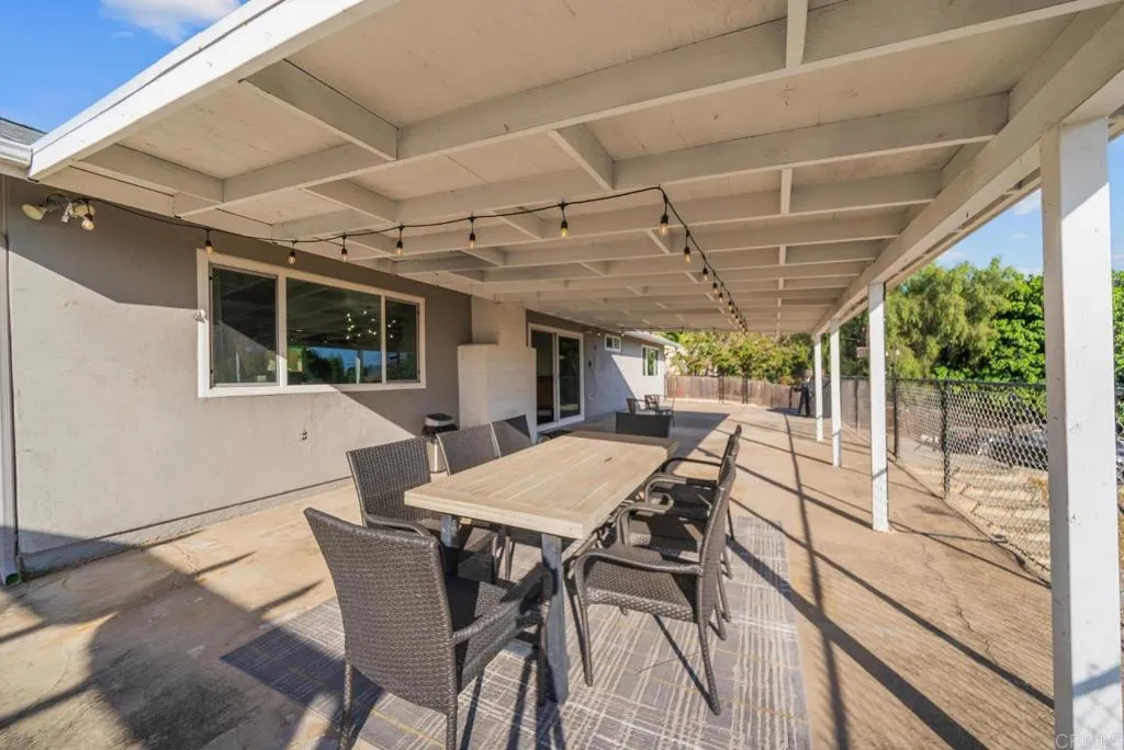 https://cdn.realtyfeed.com/cdn/127/306658876/314bc6aae9169610a7f31a6f405d4251.webp