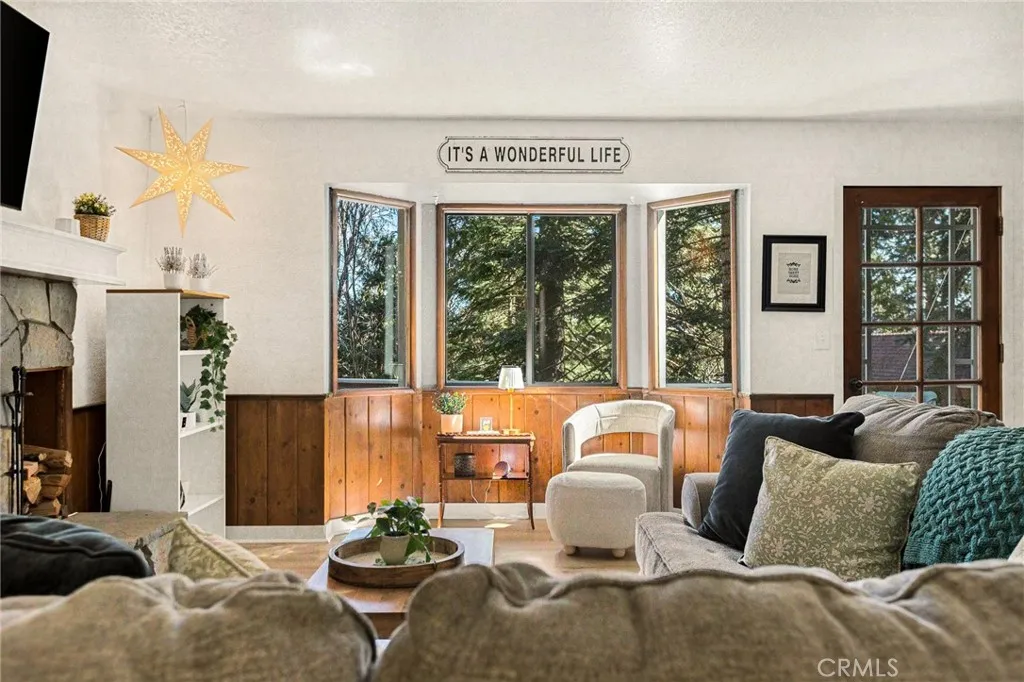 583 Victoria Court, Lake Arrowhead, CA, 92352