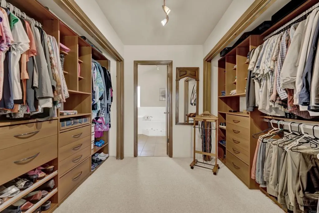 https://cdn.realtyfeed.com/cdn/127/306658930/07300b2d7761057c20d023ef0e6f3444.webp