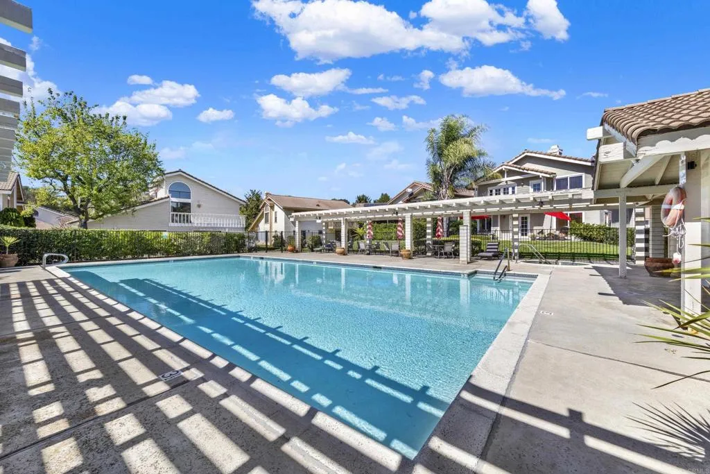 https://cdn.realtyfeed.com/cdn/127/306658930/3b45130e8c049ce7b4870957b6566dea.webp