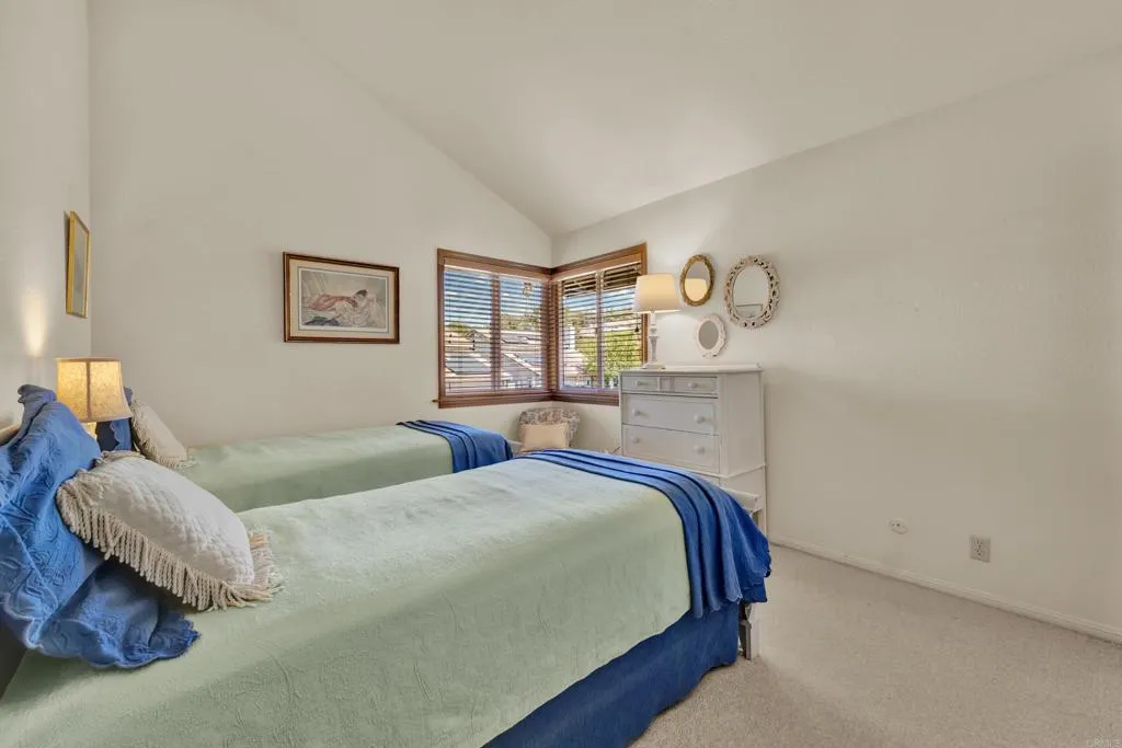 https://cdn.realtyfeed.com/cdn/127/306658930/c33c260ecba422497f8371fb823675a4.webp