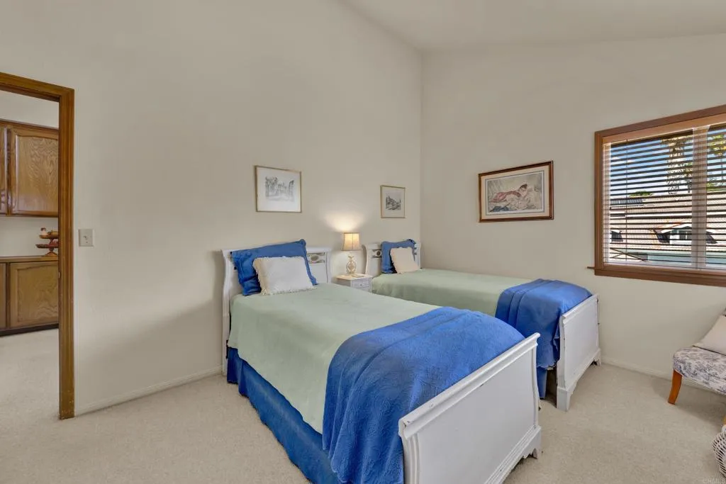 https://cdn.realtyfeed.com/cdn/127/306658930/d700d7c57a1efaae377ad952453782a0.webp