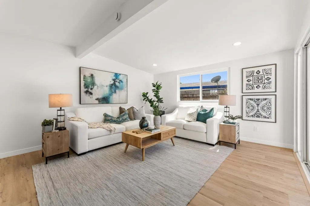 https://cdn.realtyfeed.com/cdn/127/306658931/4f7d01e59eabae9ce0ee1c4f5c788f04.webp