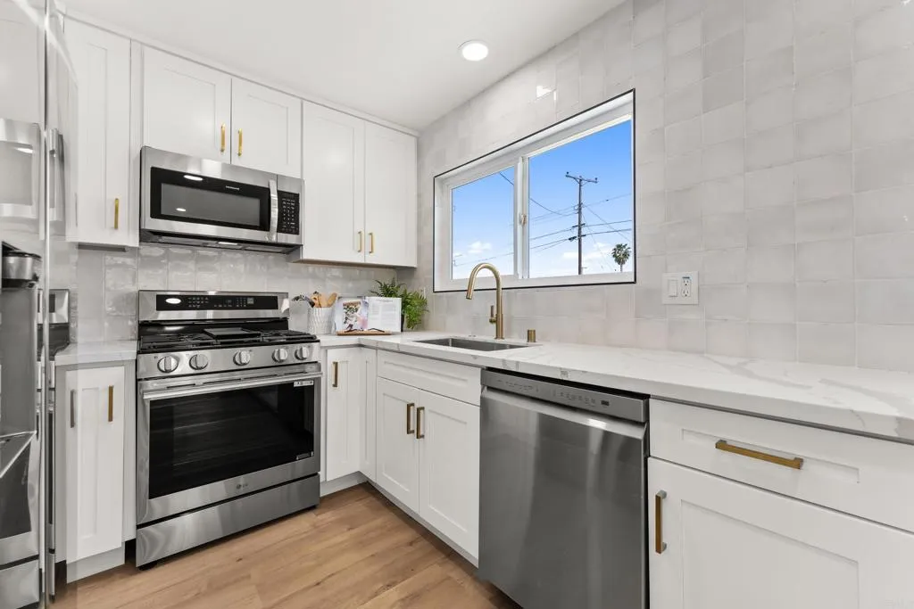 https://cdn.realtyfeed.com/cdn/127/306658931/77690531b6ce8a4a21ca5f3115e16f80.webp
