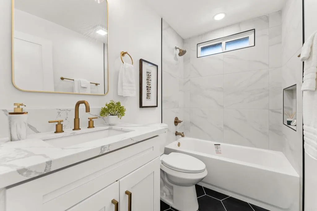 https://cdn.realtyfeed.com/cdn/127/306658931/9ced53c40d5e68be060ceb952765b564.webp