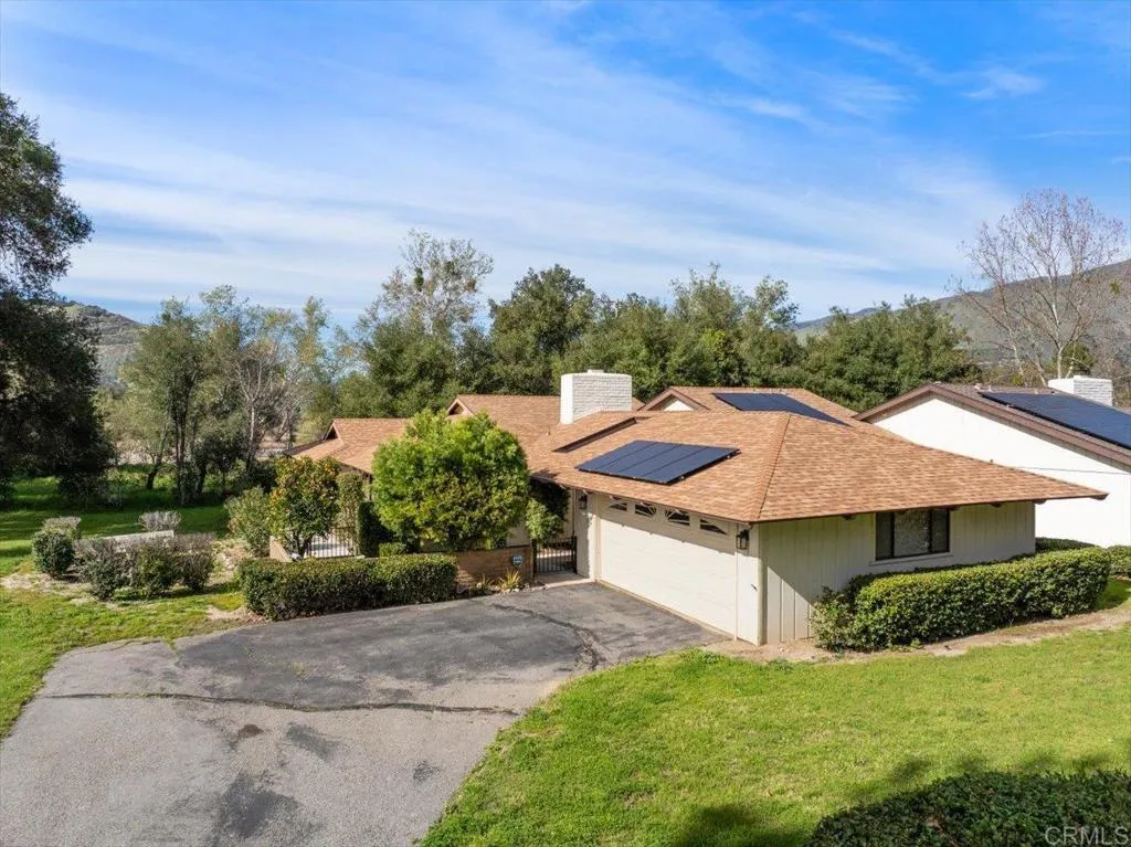 https://cdn.realtyfeed.com/cdn/127/306659006/89b0cf3aff14604f91da7b583bca3e94.webp