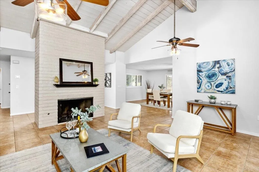 https://cdn.realtyfeed.com/cdn/127/306659006/a12e92a44b203ca890d232bbdc08249d.webp