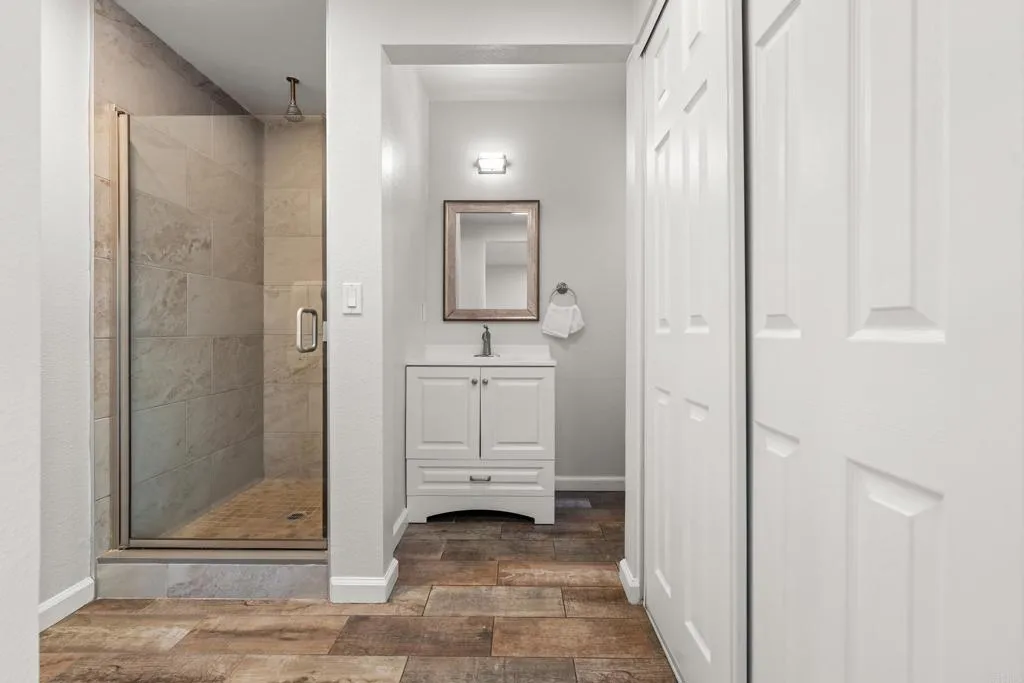 https://cdn.realtyfeed.com/cdn/127/306659011/1a0b48e7a40ad1573ddf4d42448ca9d2.webp