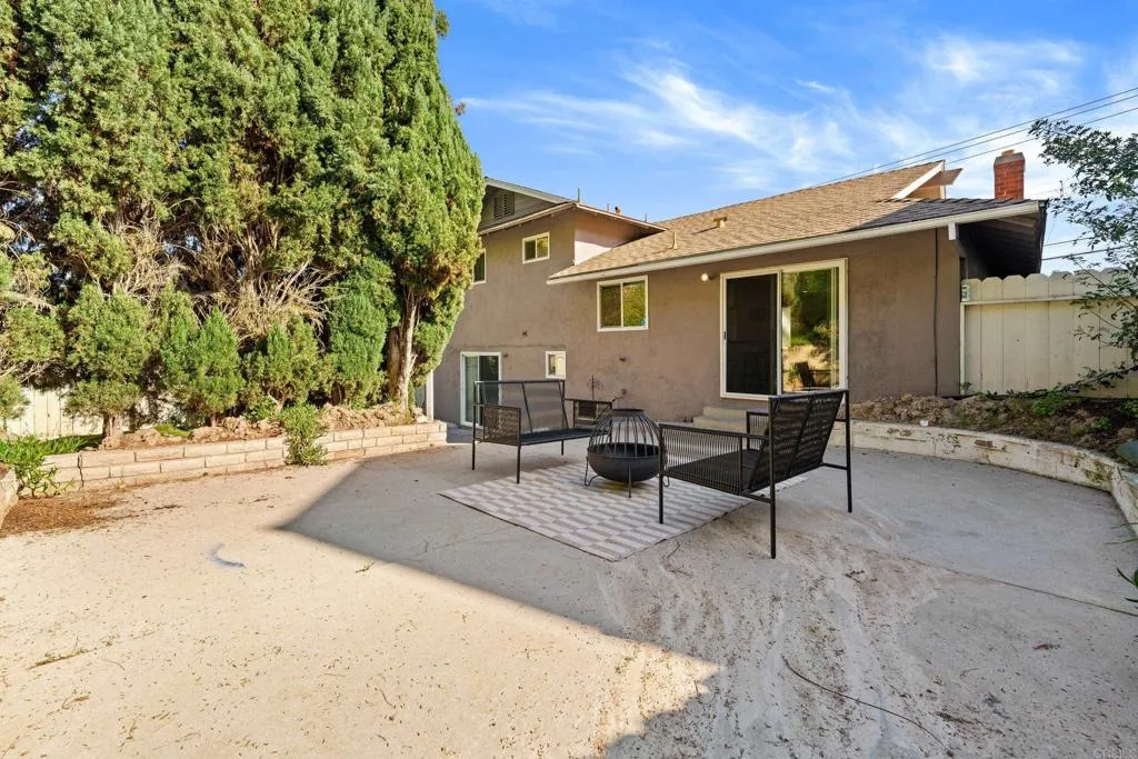https://cdn.realtyfeed.com/cdn/127/306659011/5a3866dface454277b08c8b0ad9c9edb.webp