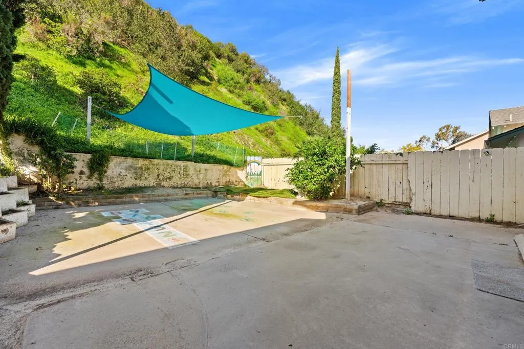 https://cdn.realtyfeed.com/cdn/127/306659011/b0fd4f055b22b1b458c3759884add16f.webp