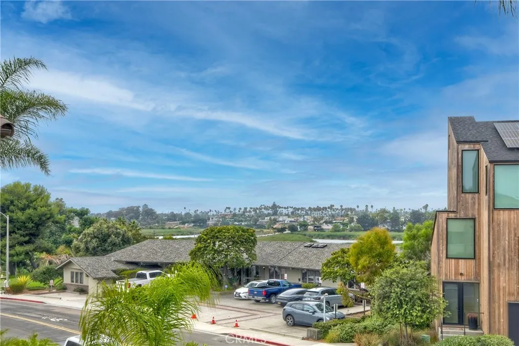 Photo #17: OC25280799 Listing: Photo #17