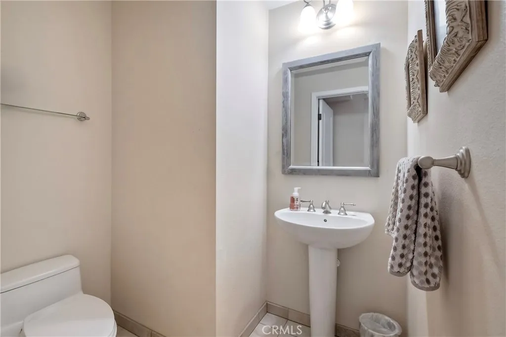 https://cdn.realtyfeed.com/cdn/127/306659054/766e96c2c97acd114974bb4059f7ab20.webp