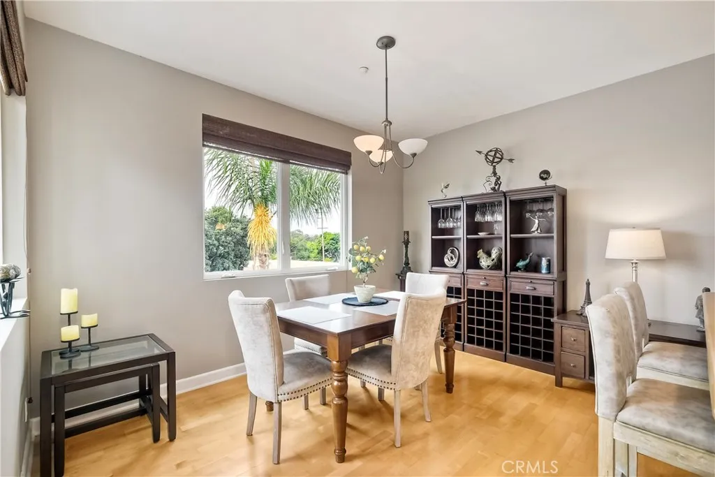 https://cdn.realtyfeed.com/cdn/127/306659054/c37809a8ba168aceb3587b2dc92898ed.webp