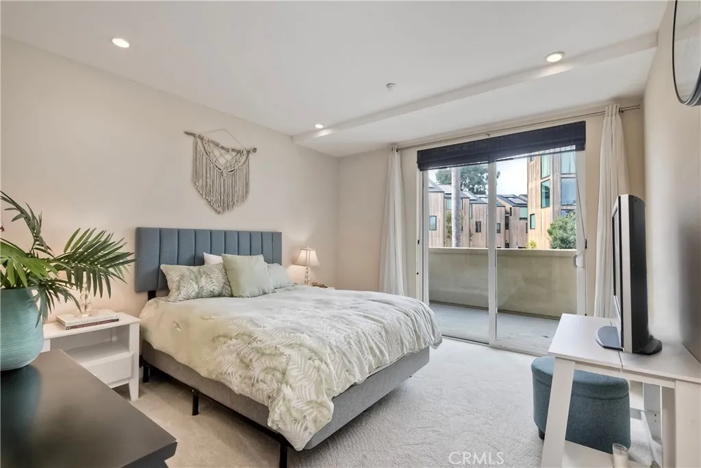 https://cdn.realtyfeed.com/cdn/127/306659054/d9432d9358ac8c38efebad13d990f9f2.webp