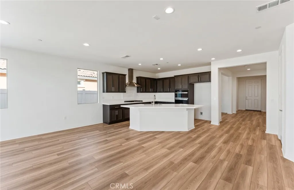 Menifee, CA 92585