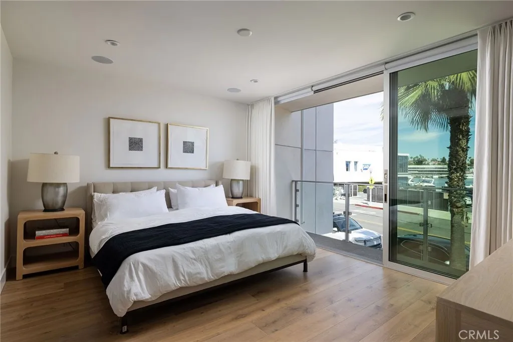 3351 Via Lido, Newport Beach, CA 92663 - Photo 4 of 32, Newport Beach, CA