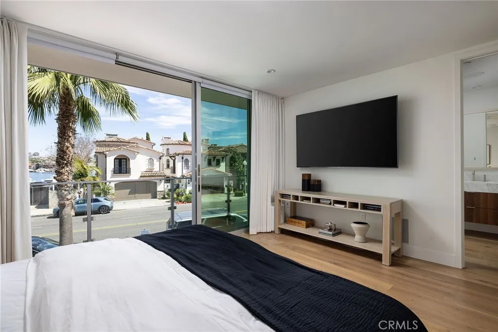 3351 Via Lido, Newport Beach, CA 92663 - Photo 5 of 32, Newport Beach, CA