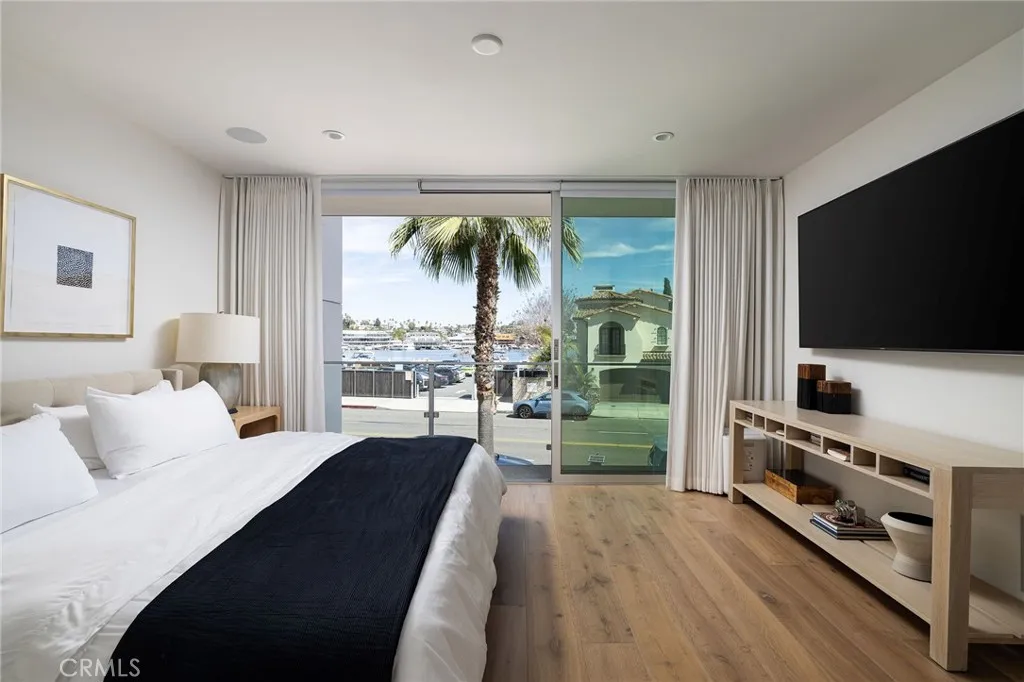 3351 Via Lido, Newport Beach, CA 92663 - Photo 3 of 32, Newport Beach, CA