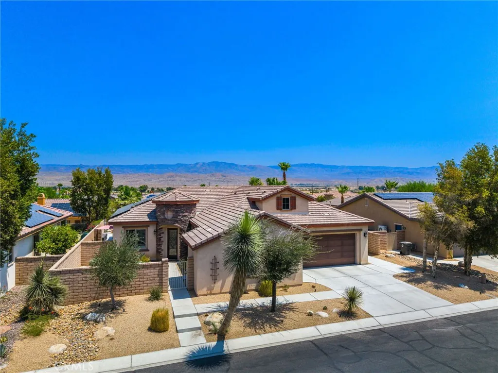 Palm Desert, CA 92211